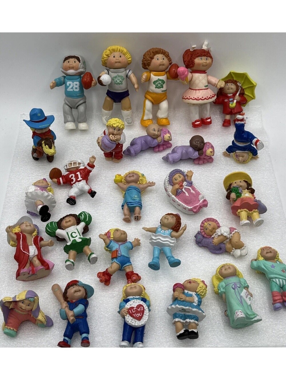 Vintage 1980's Cabbage Patch Kids Mini Figures PVC/Vinyl Figurines Lot Of 26